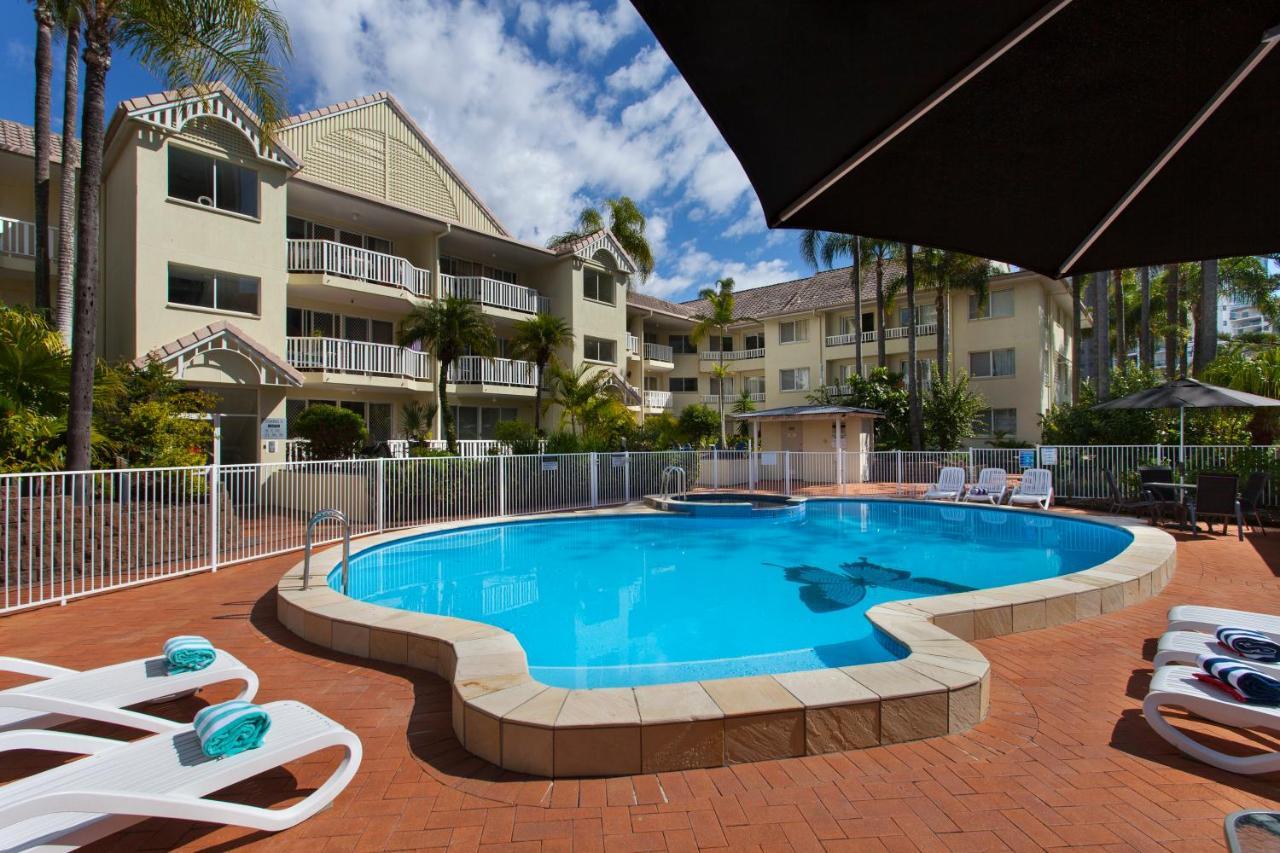 Отель Surfers Tradewinds Голд-Кост Экстерьер фото