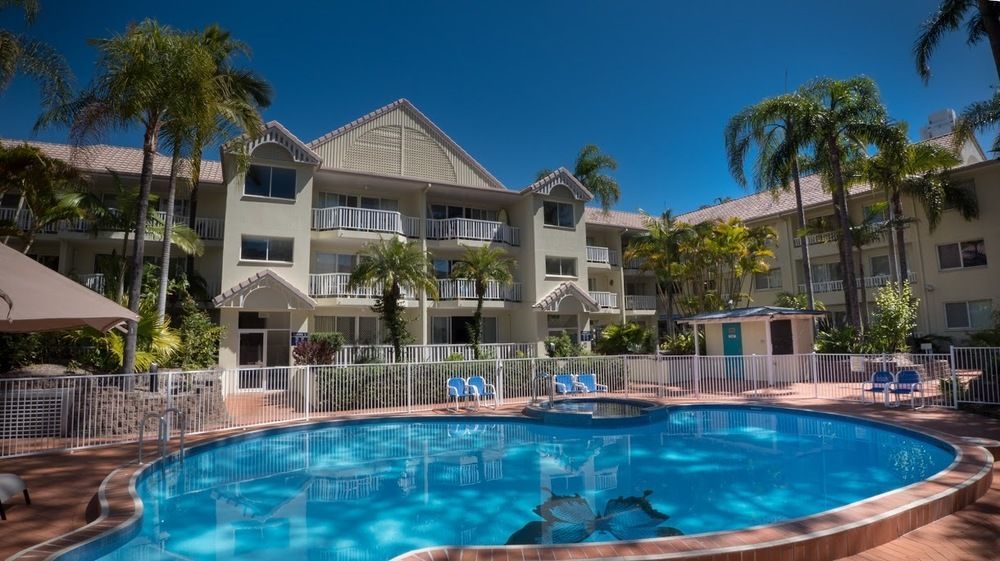 Отель Surfers Tradewinds Голд-Кост Экстерьер фото
