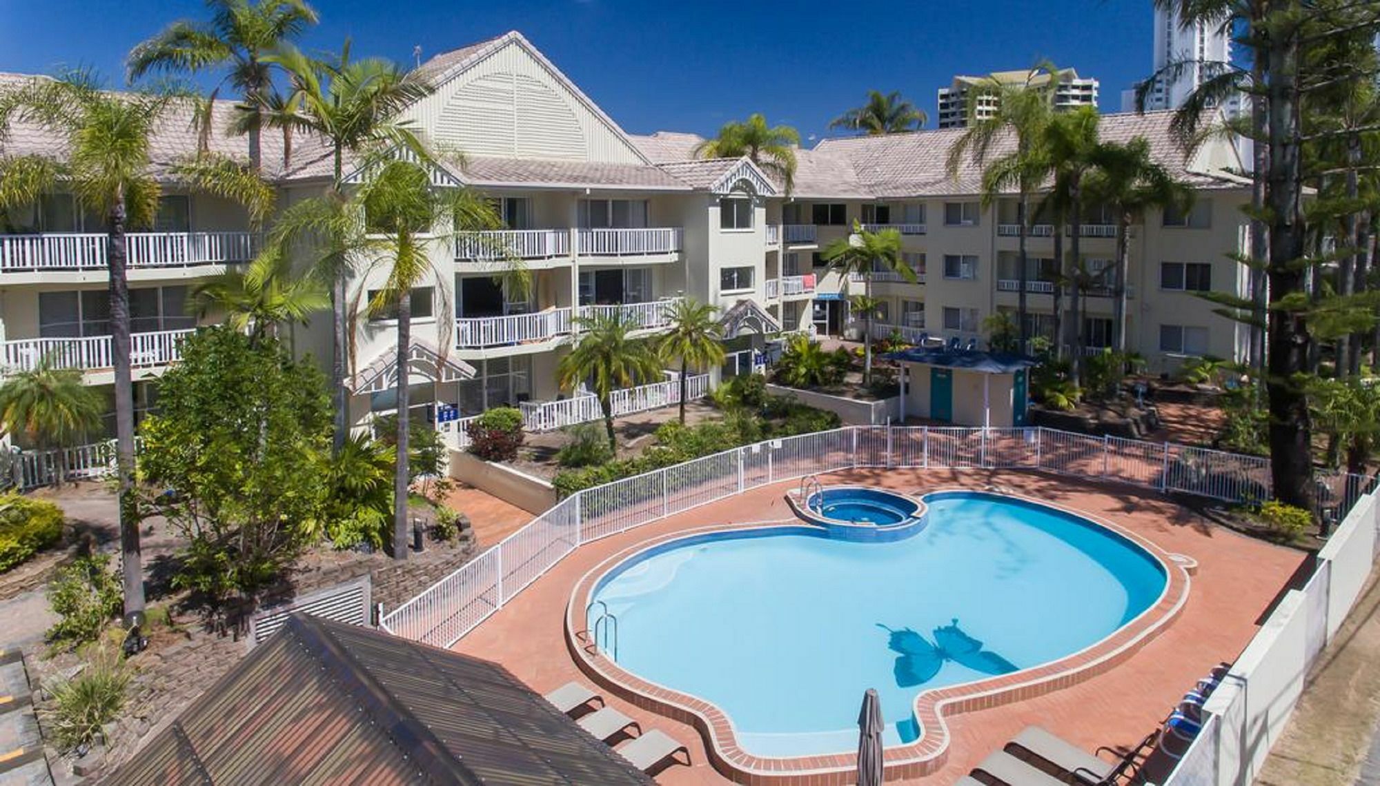 Отель Surfers Tradewinds Голд-Кост Экстерьер фото
